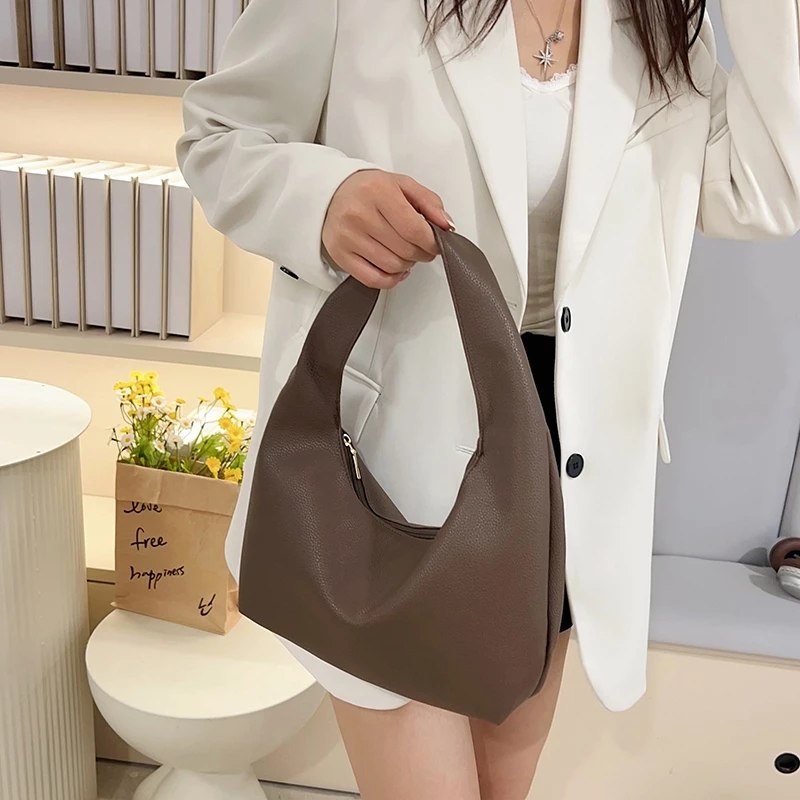 Elegant Hobo Shoulder Bag